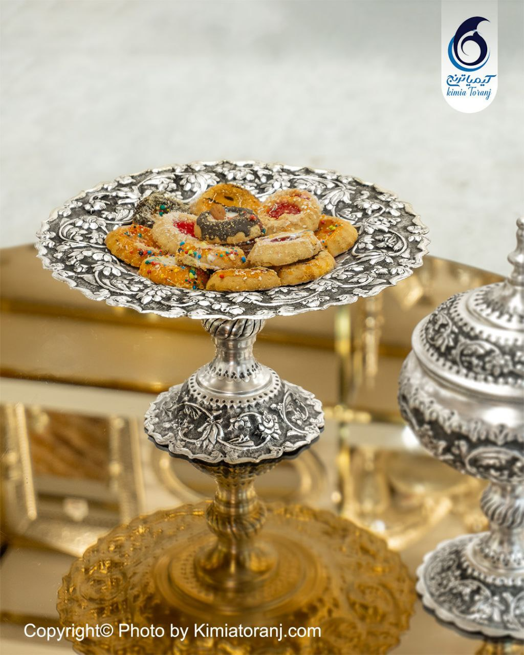 شیرینی‌خوری شبه نقره