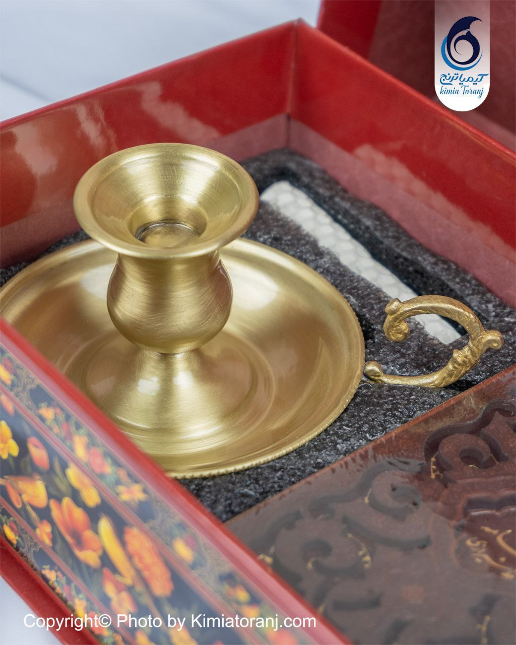 پک هدیه گل و مرغ شمعدان برنجی