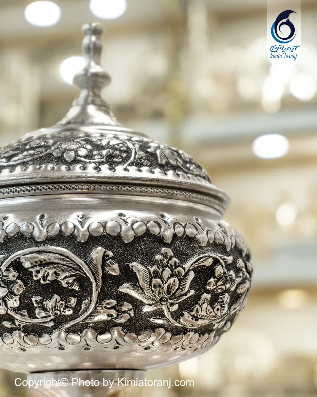 شکلات خوری شبه نقره تک پایه قلم گل برجسته