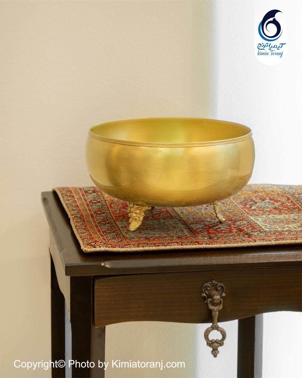 پسته خوری سه پایه برنجی