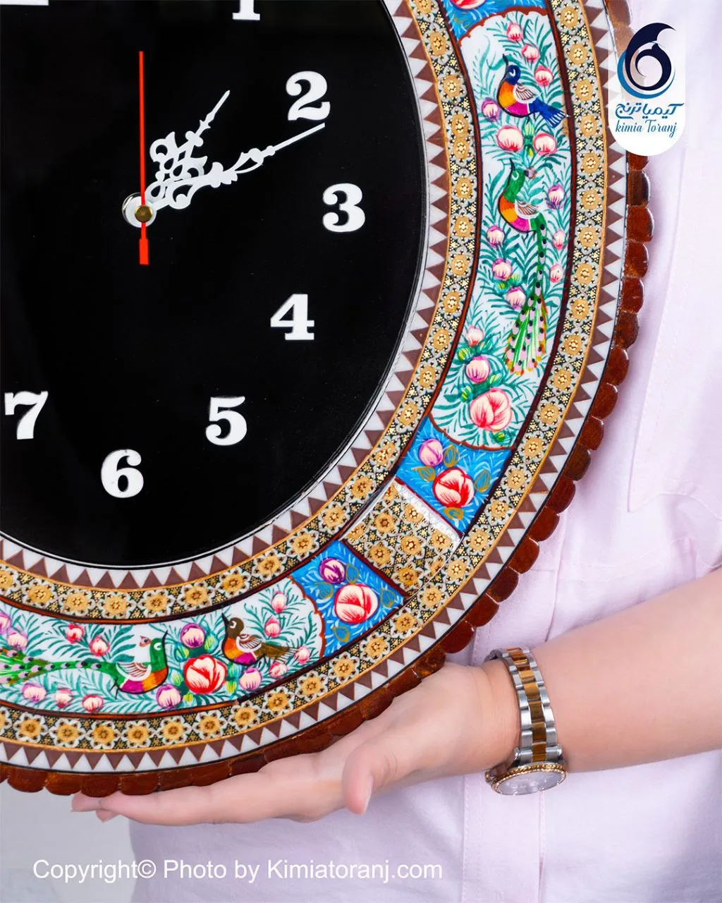 ساعت خاتم کاری و مینیاتور بیضی با صفحه ساده