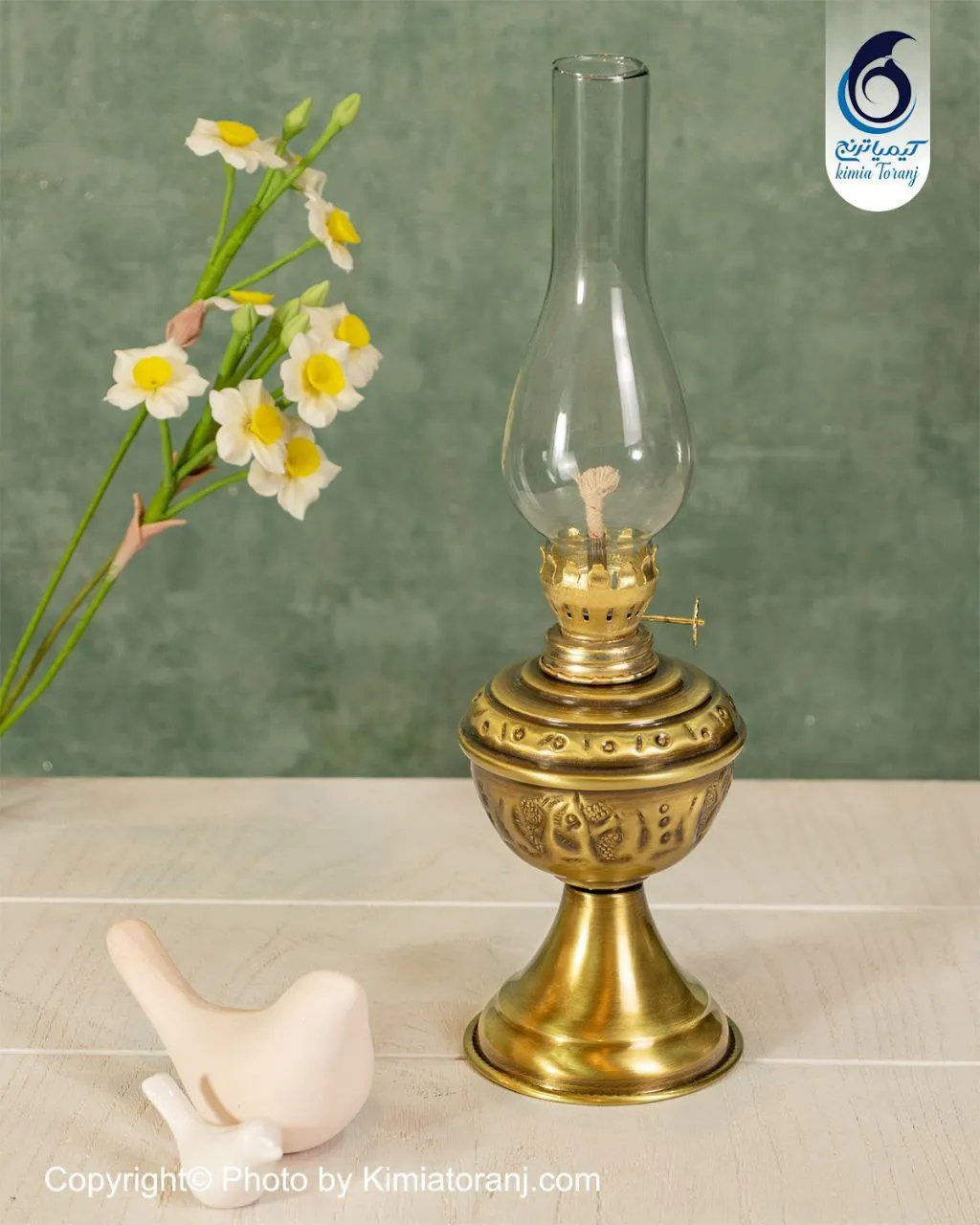 چراغ کوچک قلم زنی برنجی ضخیم
