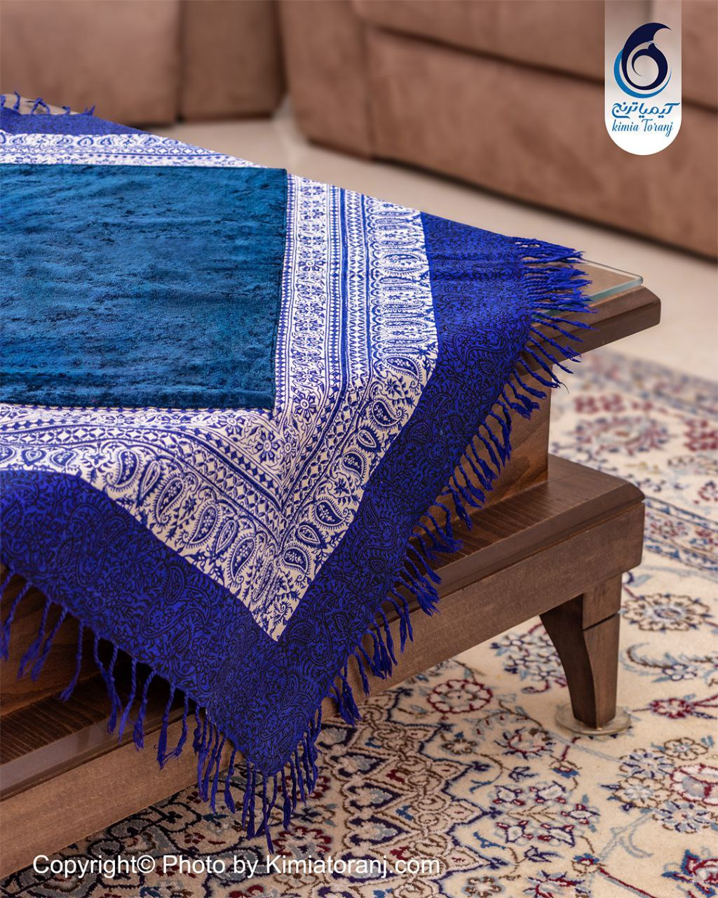 پارچه مخمل قلم کار آبی نفتی حاشیه سنتی