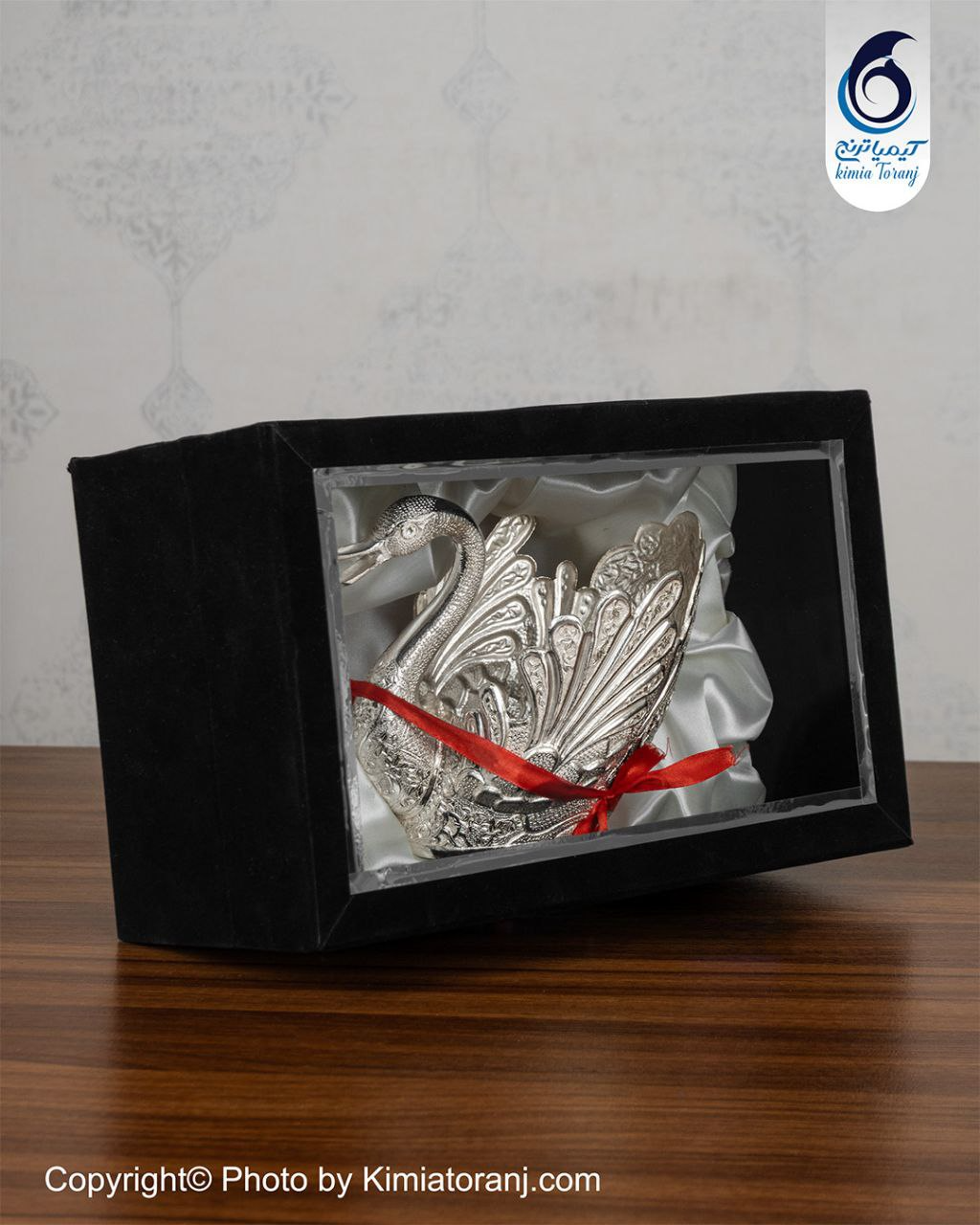 پک هدیه فاخر ترنج قو سایز 4 شبه نقره