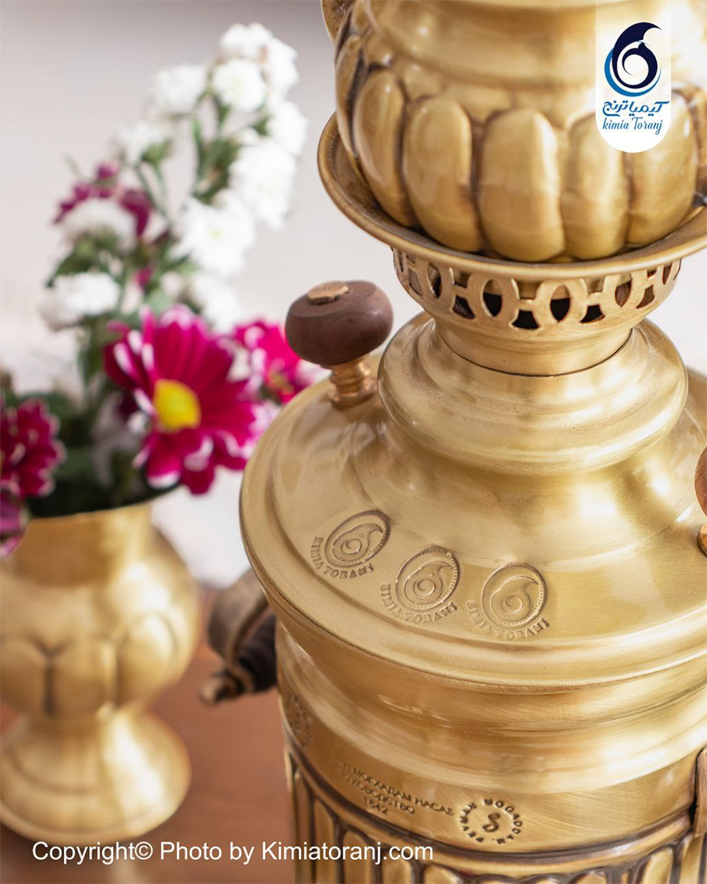 سماور ذغالی 1 لیتری استوانه خطی برنجی ضخیم