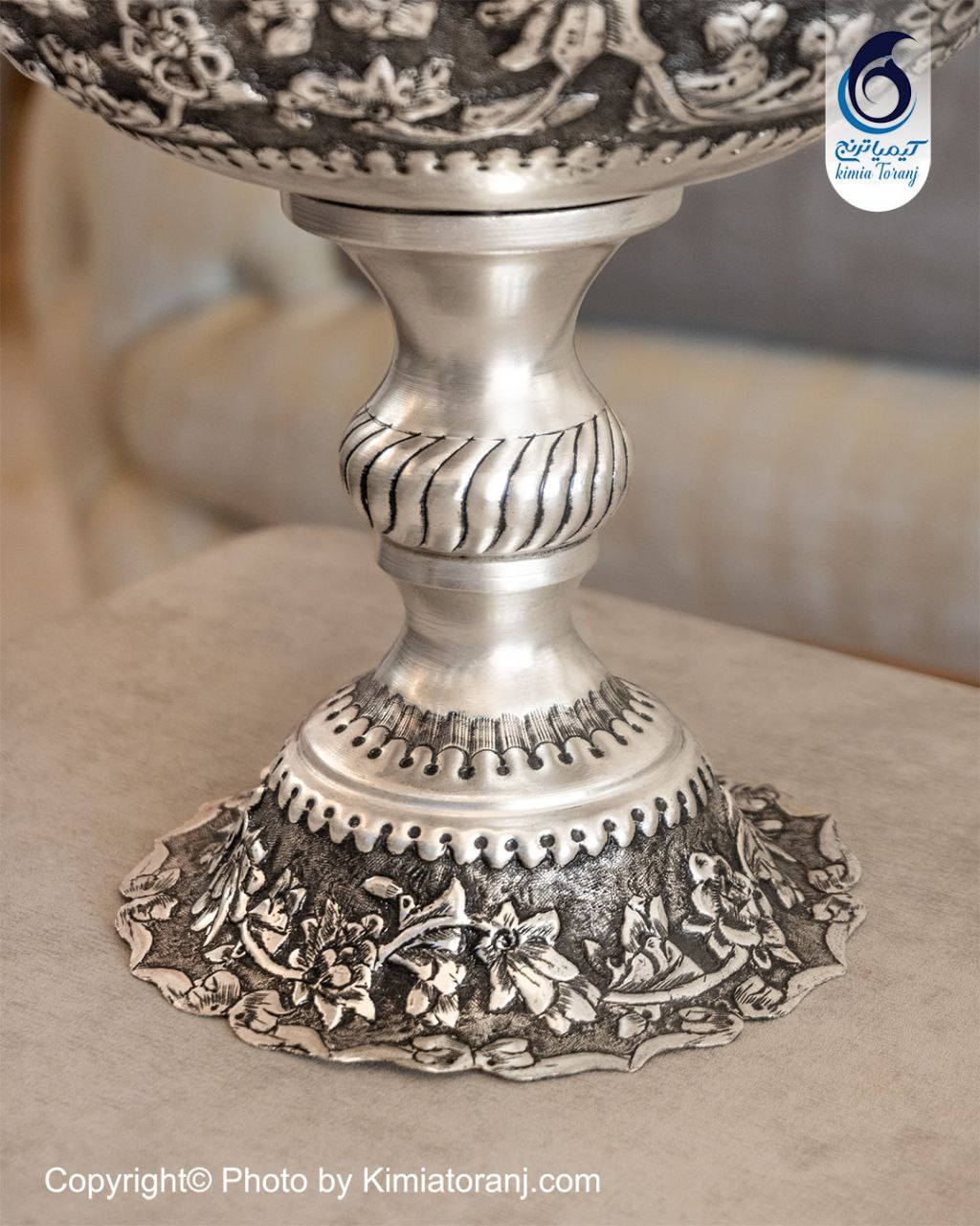 کشکول دسته دار شبه نقره قلم گل برجسته سایز 2